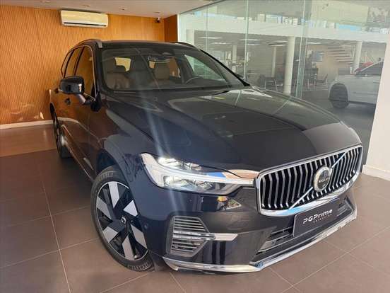 VOLVO-XC60-2024