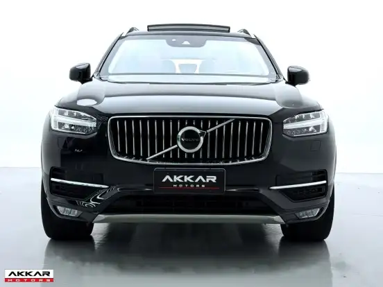 VOLVO-XC90-2017