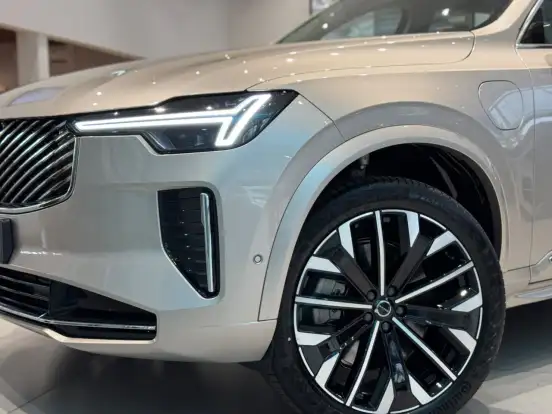 VOLVO-XC90-2026