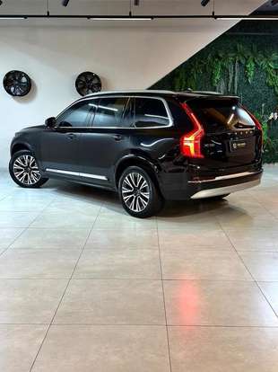 VOLVO-XC90-2021