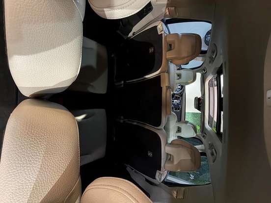 VOLVO-XC90-2021
