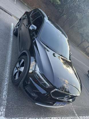 VOLVO-XC40-2020