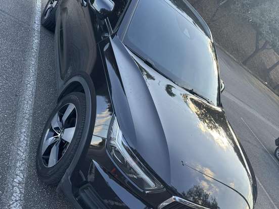 VOLVO-XC40-2.0 T5 GASOLINA MOMENTUM AWD GEARTRONIC VOLVO-XC40-2020