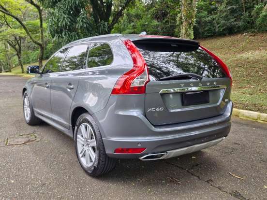 VOLVO-XC60-2.0 T5 KINETIC GASOLINA 4P AUTOMÁTICO VOLVO-XC60-2017