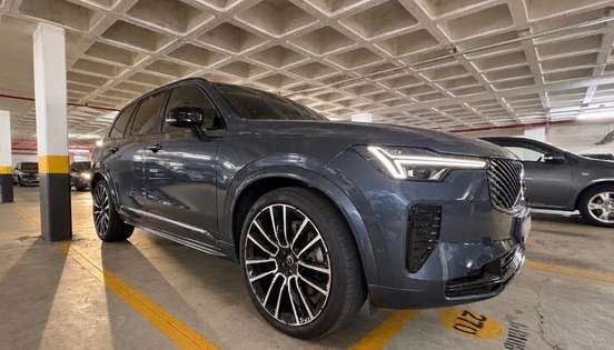 VOLVO-XC90-2025