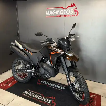 YAMAHA-XTZ 250 LANDER CONNECTED-2026