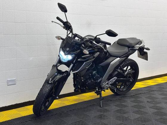 YAMAHA FZ25 FAZER ABS 