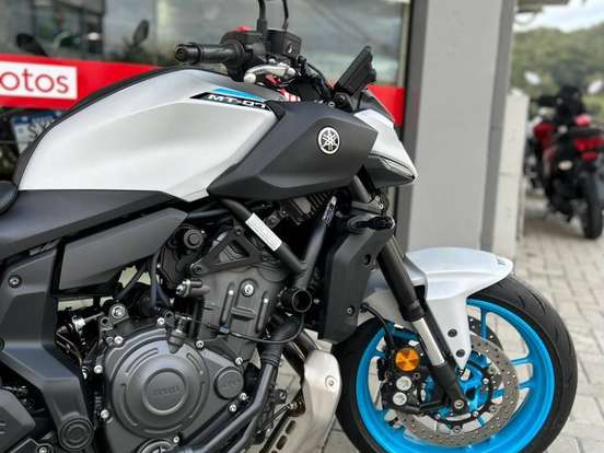 YAMAHA-MT-07 CONNECTED ABS YAMAHA-MT-07 CONNECTED ABS-2025