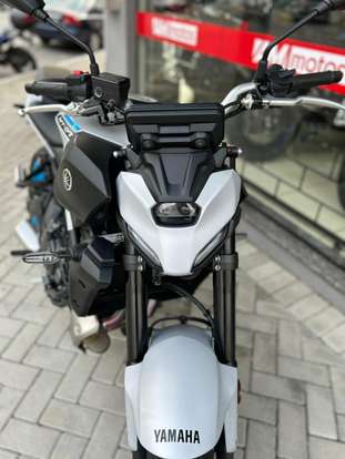 YAMAHA-MT-07 CONNECTED ABS-2025