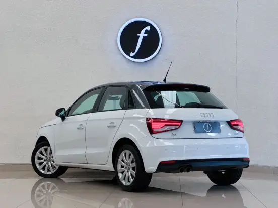 AUDI-A1-2015
