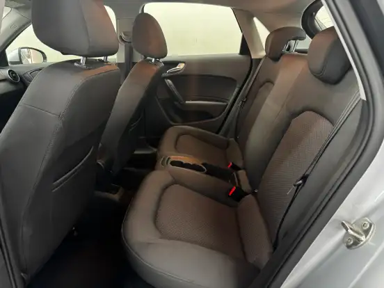 AUDI-A1-2015
