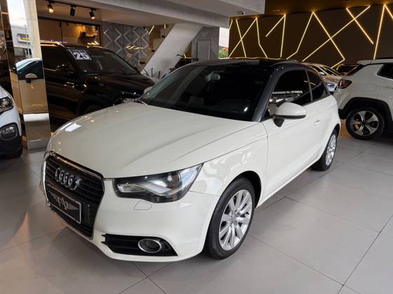 AUDI A1 1.4 TFSI ATTRACTION 16V 122CV GASOLINA 2P AUTOMÁTICO