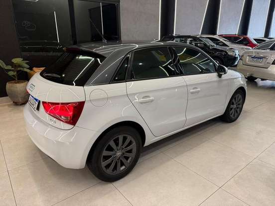 AUDI-A1-2012