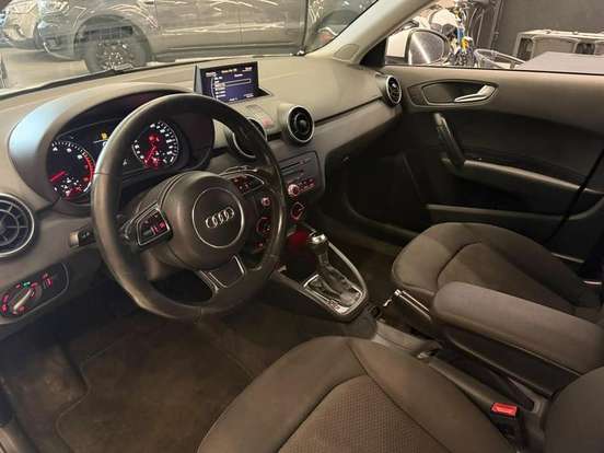 AUDI-A1-2012