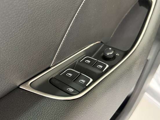 AUDI-A3-1.8 TFSI SEDAN AMBITION 16V 180CV GASOLINA 4P AUTOMÁTICO AUDI-A3-2014
