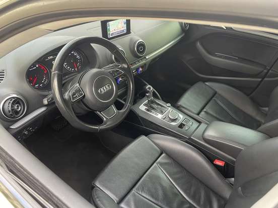 AUDI-A3-1.8 TFSI SEDAN AMBITION 16V 180CV GASOLINA 4P AUTOMÁTICO AUDI-A3-2015