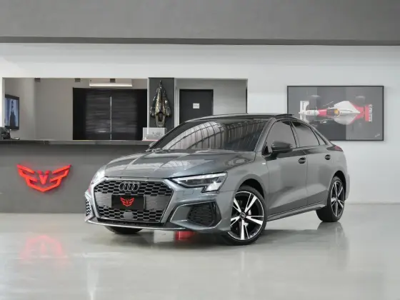 AUDI A3 2.0 40 TFSI MHEV SEDAN PERFORMANCE BLACK S-TRONIC