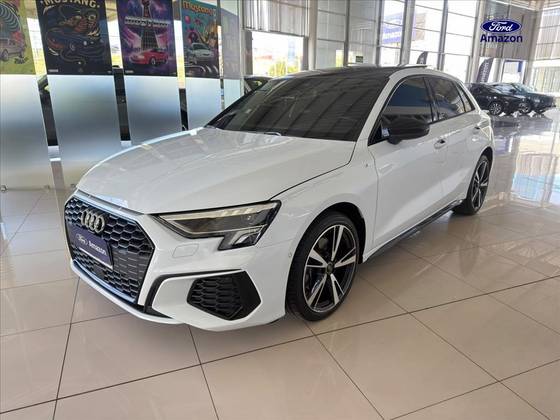 AUDI A3 2.0 40 TFSI MHEV SPORTBACK PERFORMANCE BLACK S-TRONIC