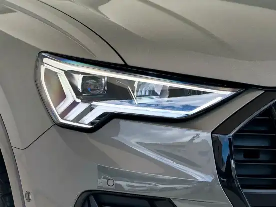 AUDI-Q3-2020