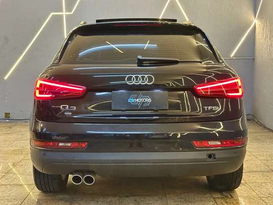 AUDI-Q3-2015
