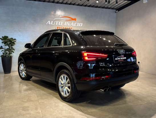 AUDI-Q3-2017