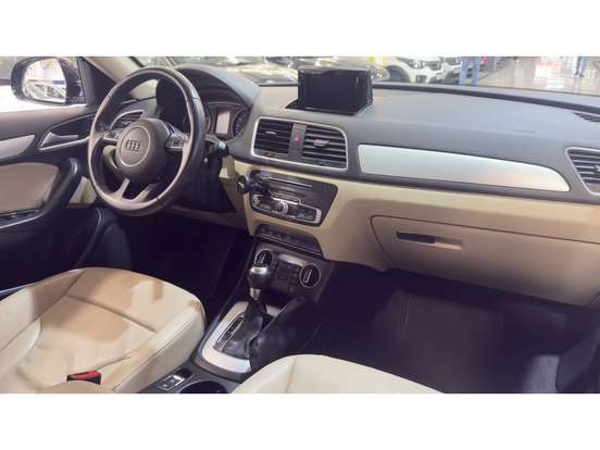 AUDI-Q3-2018