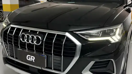 AUDI-Q3-2022