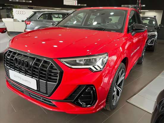AUDI-Q3-2.0 40 TFSI GASOLINA PERFORMANCE BLACK PLUS QUATTRO TIPTRONIC AUDI-Q3-2024