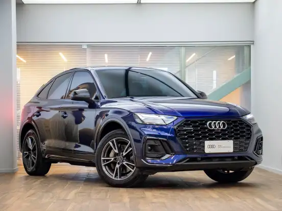 AUDI-Q5-2022