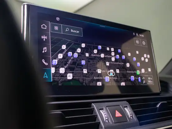 AUDI-Q5-2022
