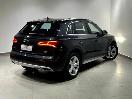 AUDI-Q5-2.0 TFSI GASOLINA AMBIENTE S TRONIC AUDI-Q5-2018