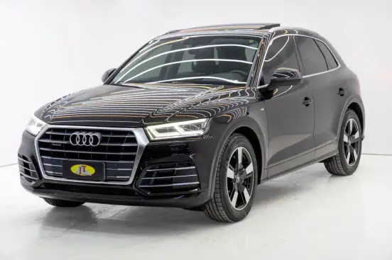 AUDI-Q5-2019