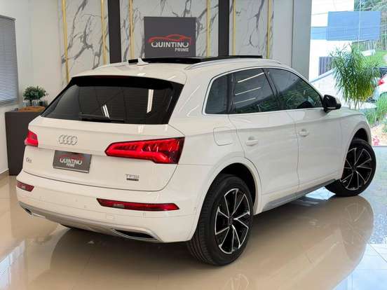 AUDI-Q5-2017