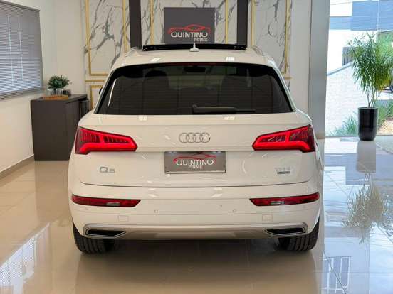 AUDI-Q5-2017