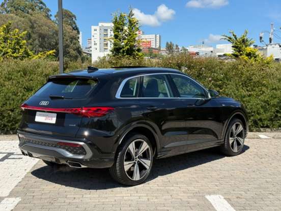 AUDI-Q5-2026