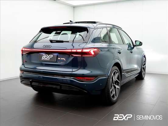 AUDI-Q6 E-TRON-100 KW ELÉTRICO PERFORMANCE BLACK QUATTRO AUDI-Q6 E-TRON-2024