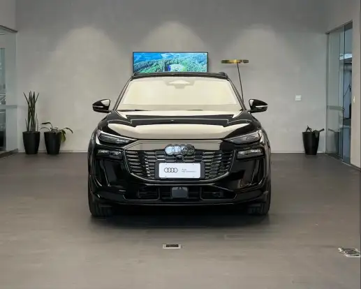 AUDI-Q6 E-TRON-2025