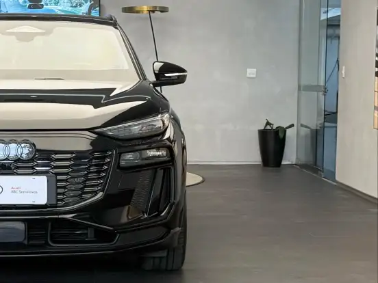AUDI-Q6 E-TRON-100 KW ELÉTRICO PERFORMANCE BLACK QUATTRO AUDI-Q6 E-TRON-2025
