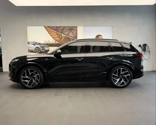 AUDI-Q6 E-TRON-2025