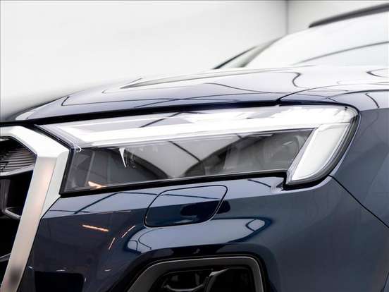 AUDI-Q7-2025