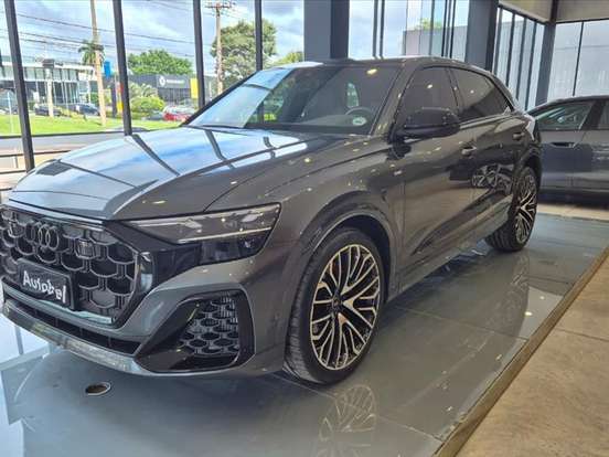 AUDI-Q8-3.0 TFSI GASOLINA PERFORMANCE BLACK QUATTRO TIPTRONIC AUDI-Q8-2025