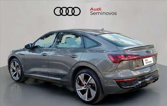 AUDI-Q8 E-TRON-2023