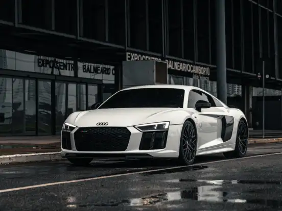 AUDI-R8-5.2 FSI COUPE PLUS QUATTRO V10 40V GASOLINA 2P S TRONIC AUDI-R8-2017
