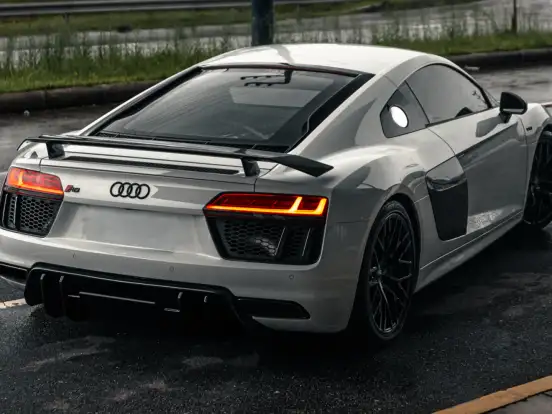 AUDI-R8-5.2 FSI COUPE PLUS QUATTRO V10 40V GASOLINA 2P S TRONIC AUDI-R8-2017
