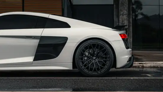AUDI-R8-5.2 FSI COUPE PLUS QUATTRO V10 40V GASOLINA 2P S TRONIC AUDI-R8-2017