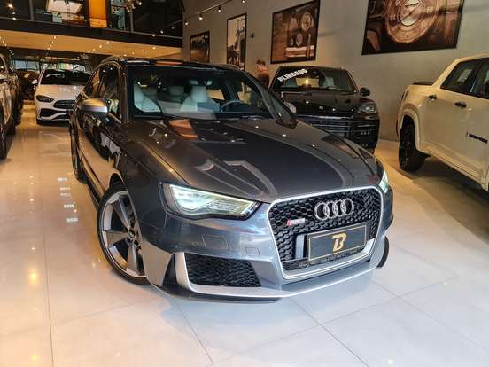 AUDI-RS3-2016