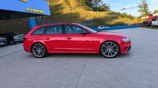 AUDI-RS4-2013