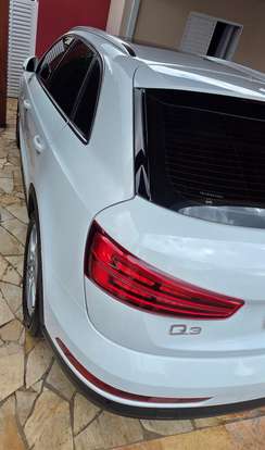 AUDI-Q3-2018