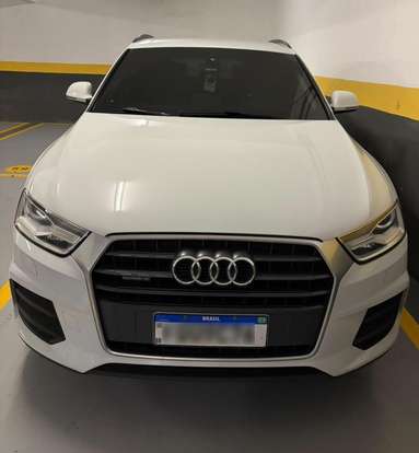 AUDI-Q3-2015