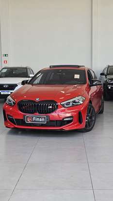 BMW-118i-2023